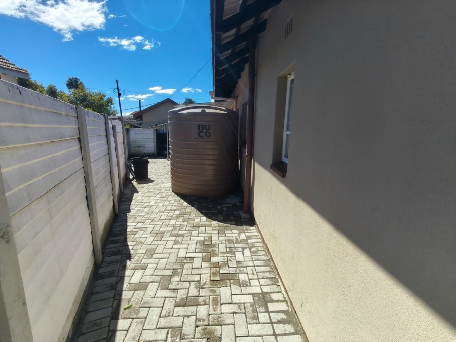 3 Bedroom Property for Sale in Protea Park North West
